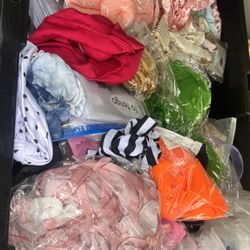 Tons Of Brand New Baby Caps And Bows Over 100