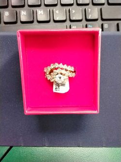 Yellow Gold 14k (.585) 7.9 grams Size 7.5