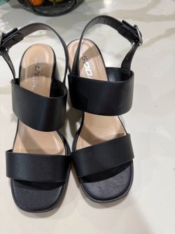 Woman’s shoes