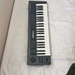 Roland Alpha Juno-1 49-Key Programmable Polyphonic Synthesizer (Japan)
