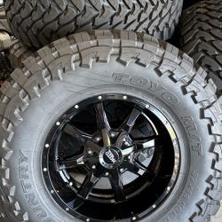 Jeep Wrangler JL Rubicon  Wheels, Lift Kit, Fox, Apex,  Amp Steps