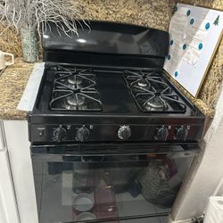 150$ Used Gas Oven, Working Perfectly 