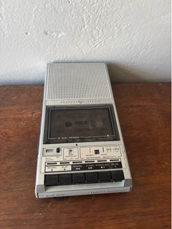 Vintage General Electric GE Portable Cassette Tape Recorder 3-Way Power