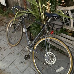 Road master Tour Bicycle 