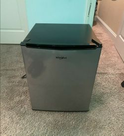 Whirlpool Minister Fridge