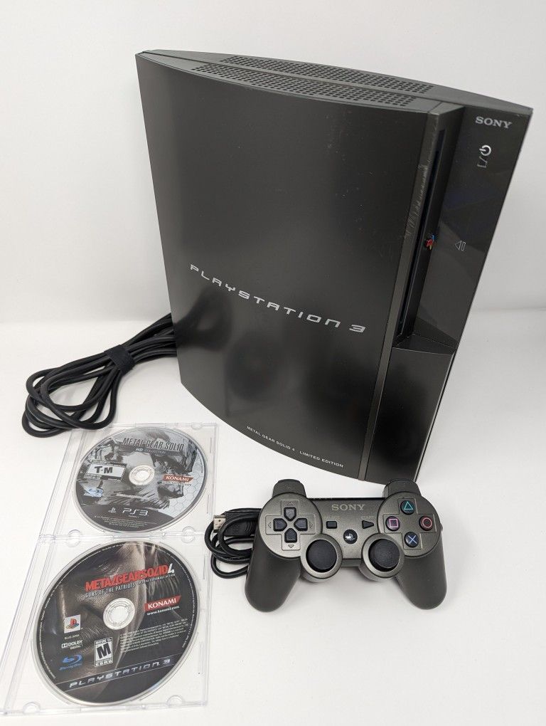 (Pick Up In Store) PlayStation 3 Limited Edition Metal Gear Solid 4 Console with Original Controller