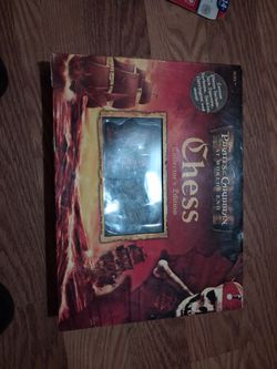 Disney pirates of the Caribbean at worlds end chess collectors edition