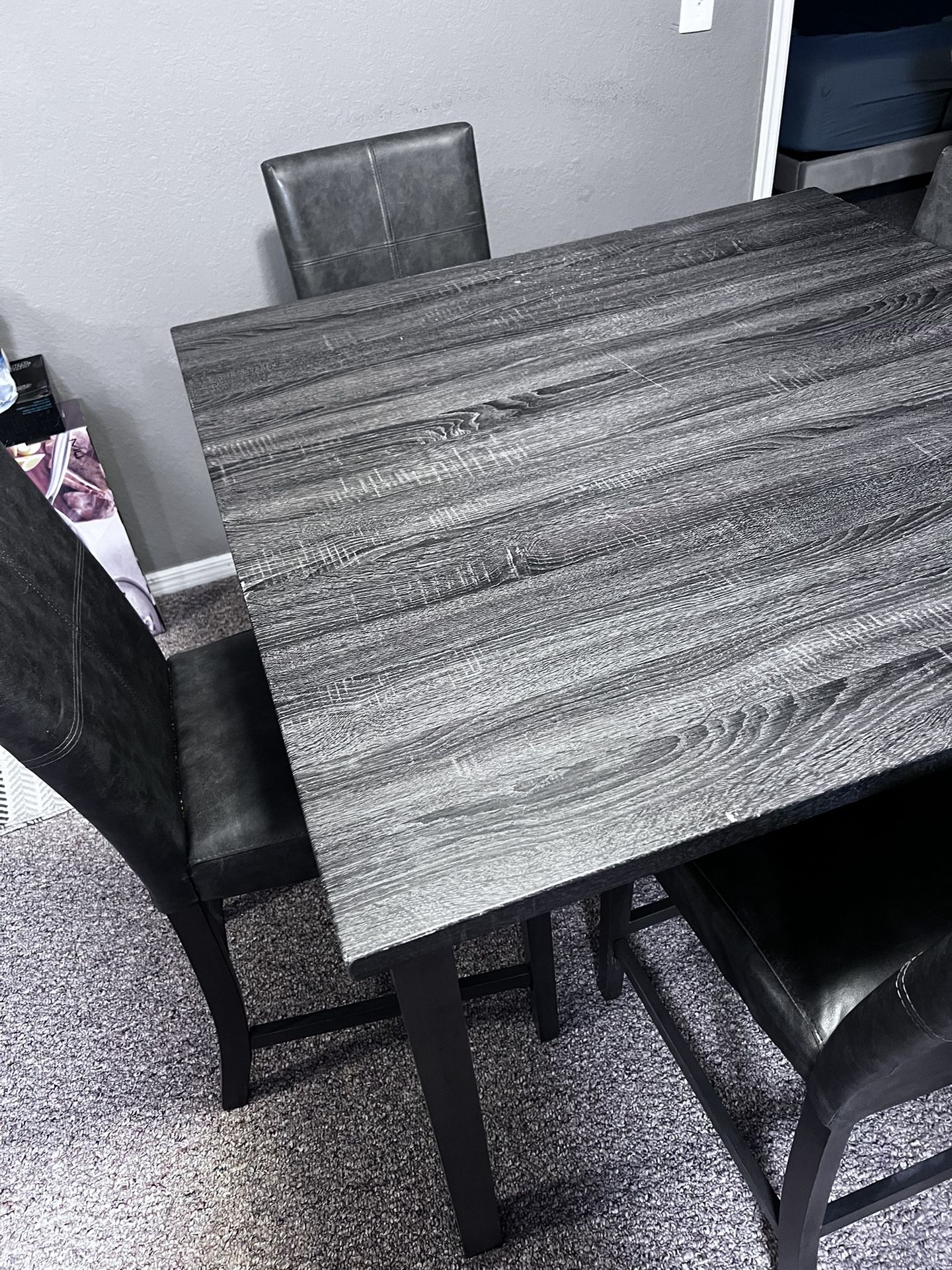 Dining table And Chair