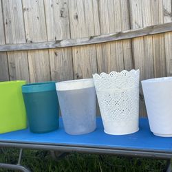 5 Small Trash Cans Bedroom bathroom or office