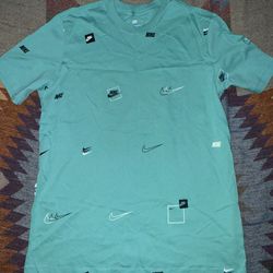 Nike The Nike Tee