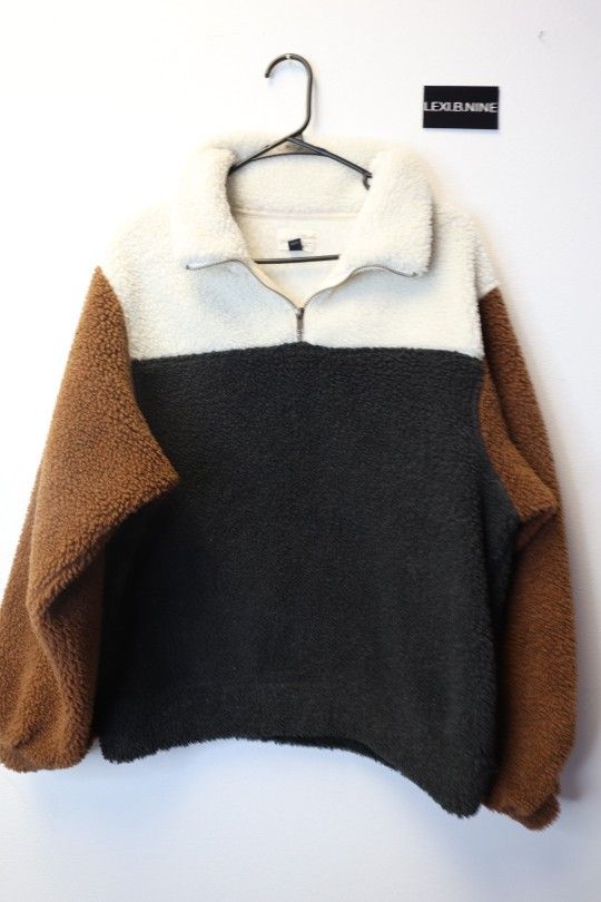 Universal Threads Womens Sweater For Sale