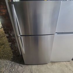 whirlpool fridge side 32 great condition  stainless. $350..