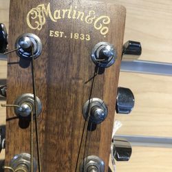 Acoustic Guitar 