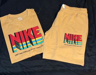 Have Sizes in 2XL & 3XL
