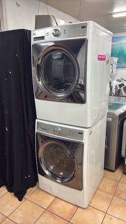 WASHER AND GAS DRYER SET