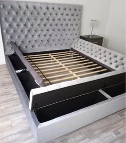 Contemporary Velvet Upholstered Bed with Deep Button Tufting and Storage Compartments in Rails Queen
