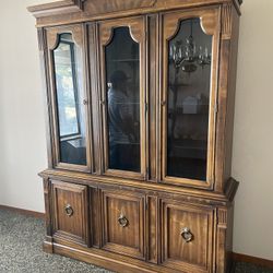 China Cabinet Hutch 