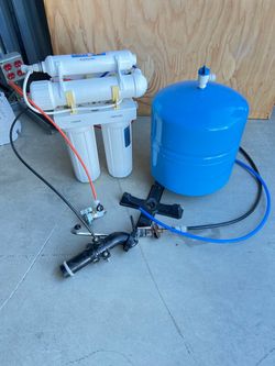 Kitchen sink complete water filtration system