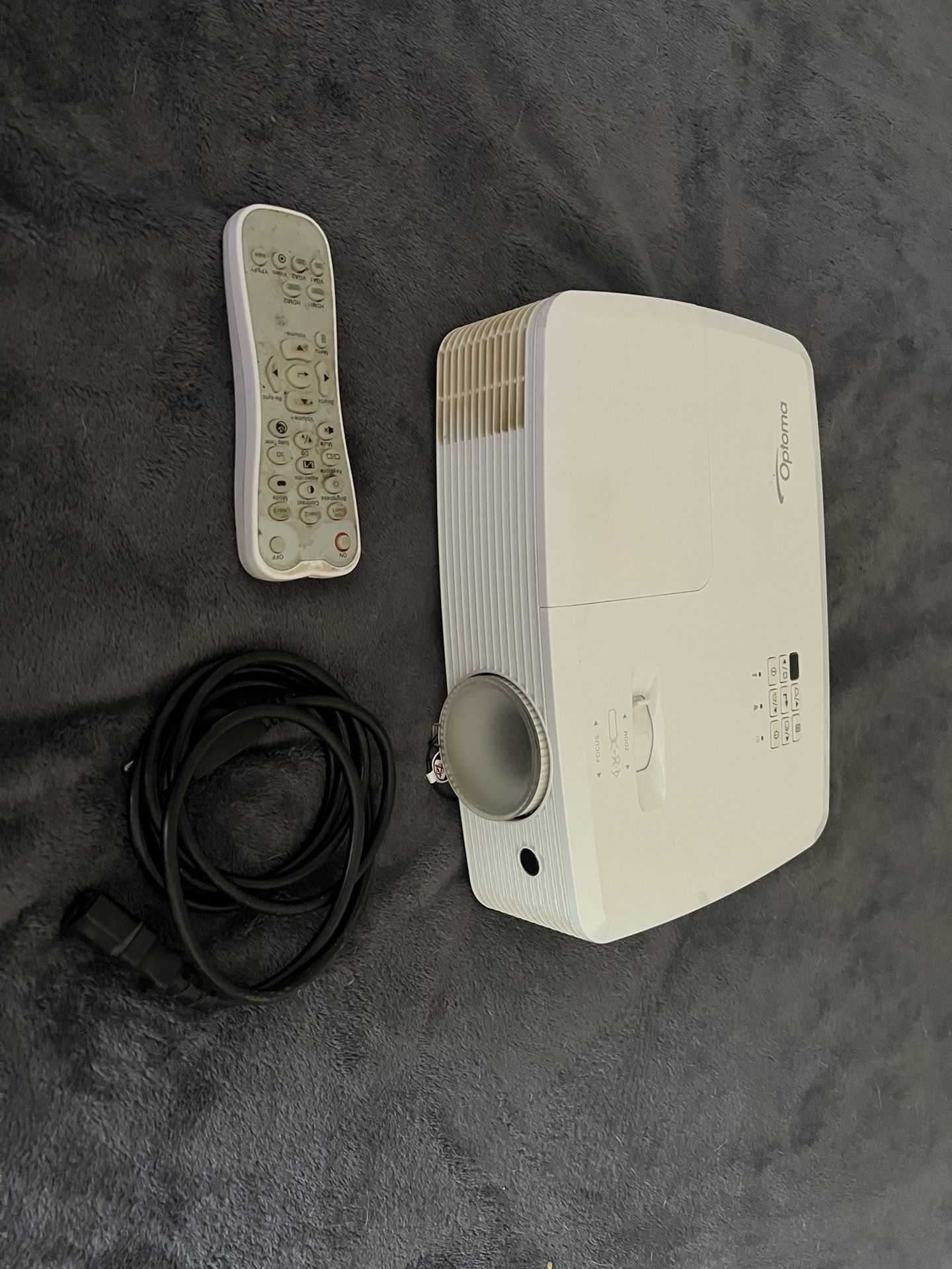 Optoma HD27 3200 Lumens 3D 1080p Home Theater Projector With 120” Screen