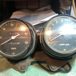 Nineteen 71 Honda CB750 Tachometer 37240-300