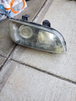 Pontiac G8 GT Headlight - Passenger Side