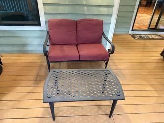 Outdoor love seat set