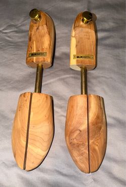 BLKSMITH Cedar Wood Shoe Trees Pair (2) Shoe Tree Inserts with Brass Hardware size 9to101/2