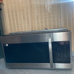 Great Condition High Quality Samsung Microwave (used only 8 Months)