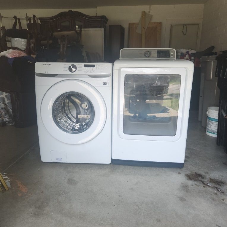 Samsung Washer Machine and Dryer Set