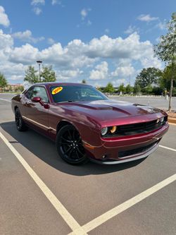 2018 Dodge Challenger SXT 🔥