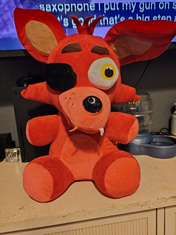 Giant Fnaf Foxy