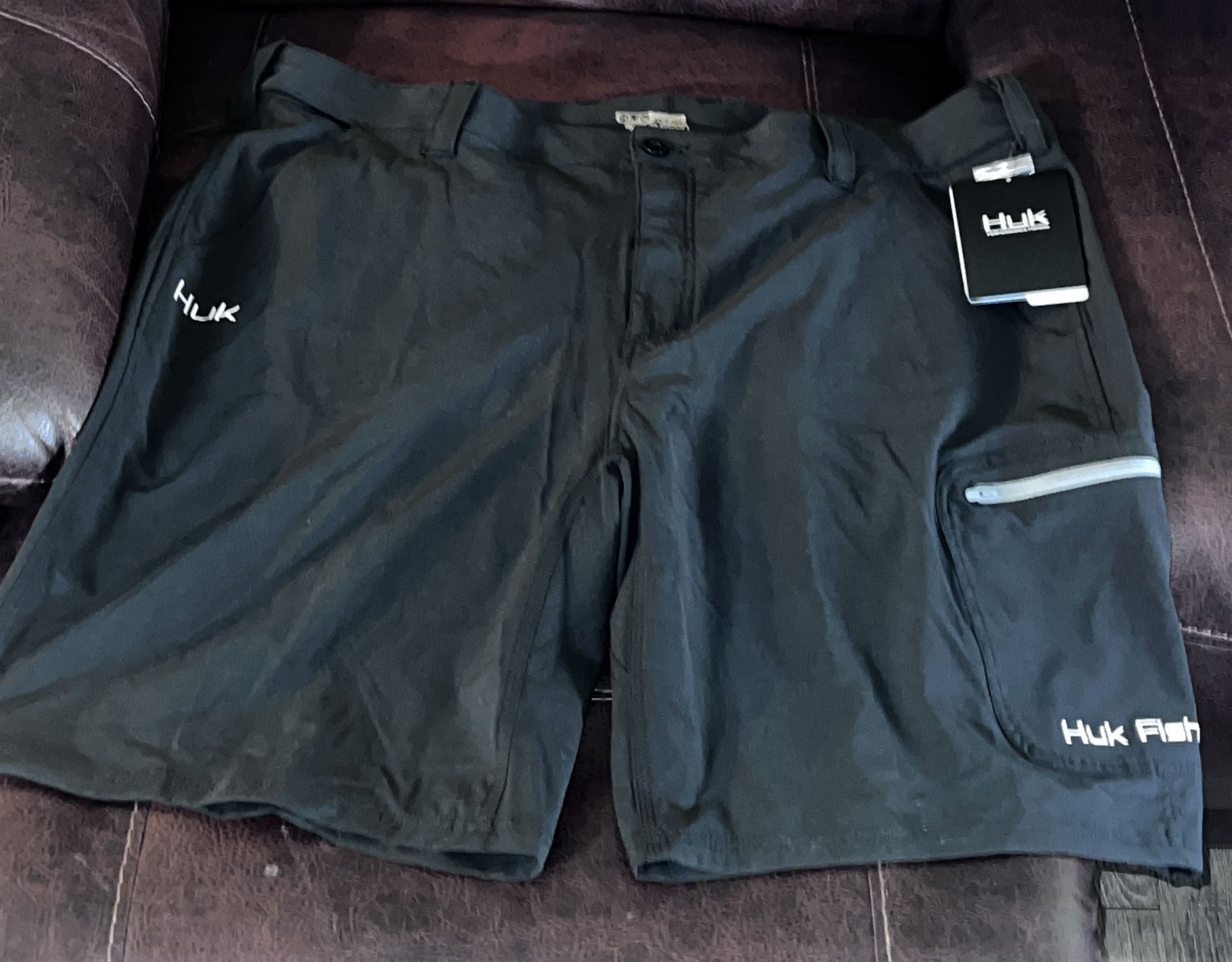 Huk Fish Black Fast Drying Shorts Size XXXL