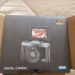 Digital camera