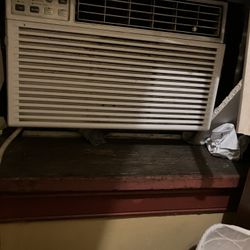 Ac For Sale 65$