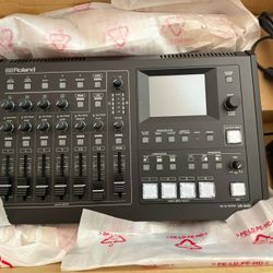 Roland VR-4HD Digital Mixer