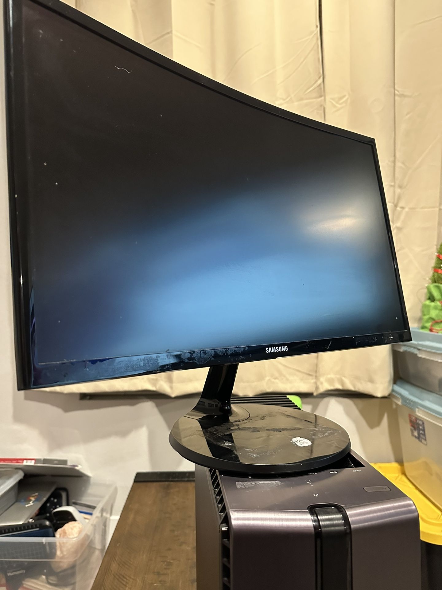 Curved 14” Samsung monitor