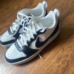 Nike Black And White Low Top Sneakers Size 8