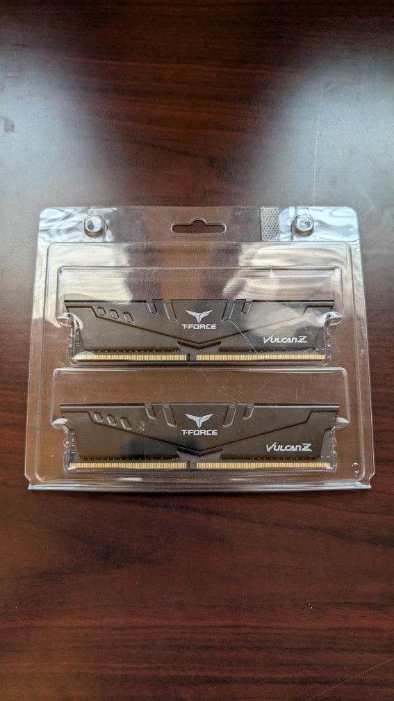 DDR4 32 Gigabytes Of RAM