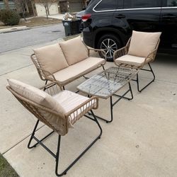 Beautiful Outdoor Patio Set 