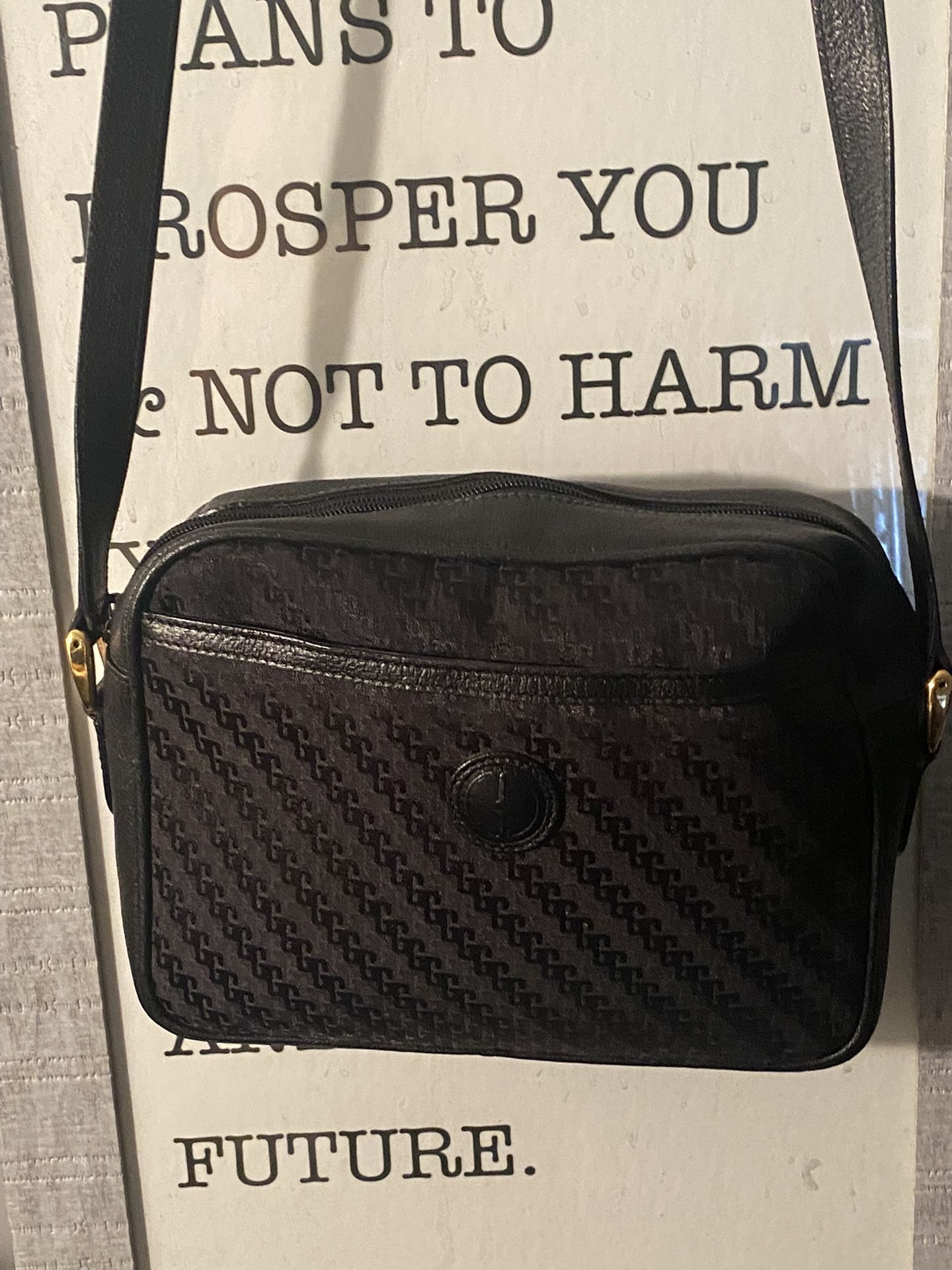 Vintage Black Gucci