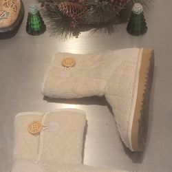 NEW Women UGG Button short boots Knit Cream Size 7 Uggs Retail $169