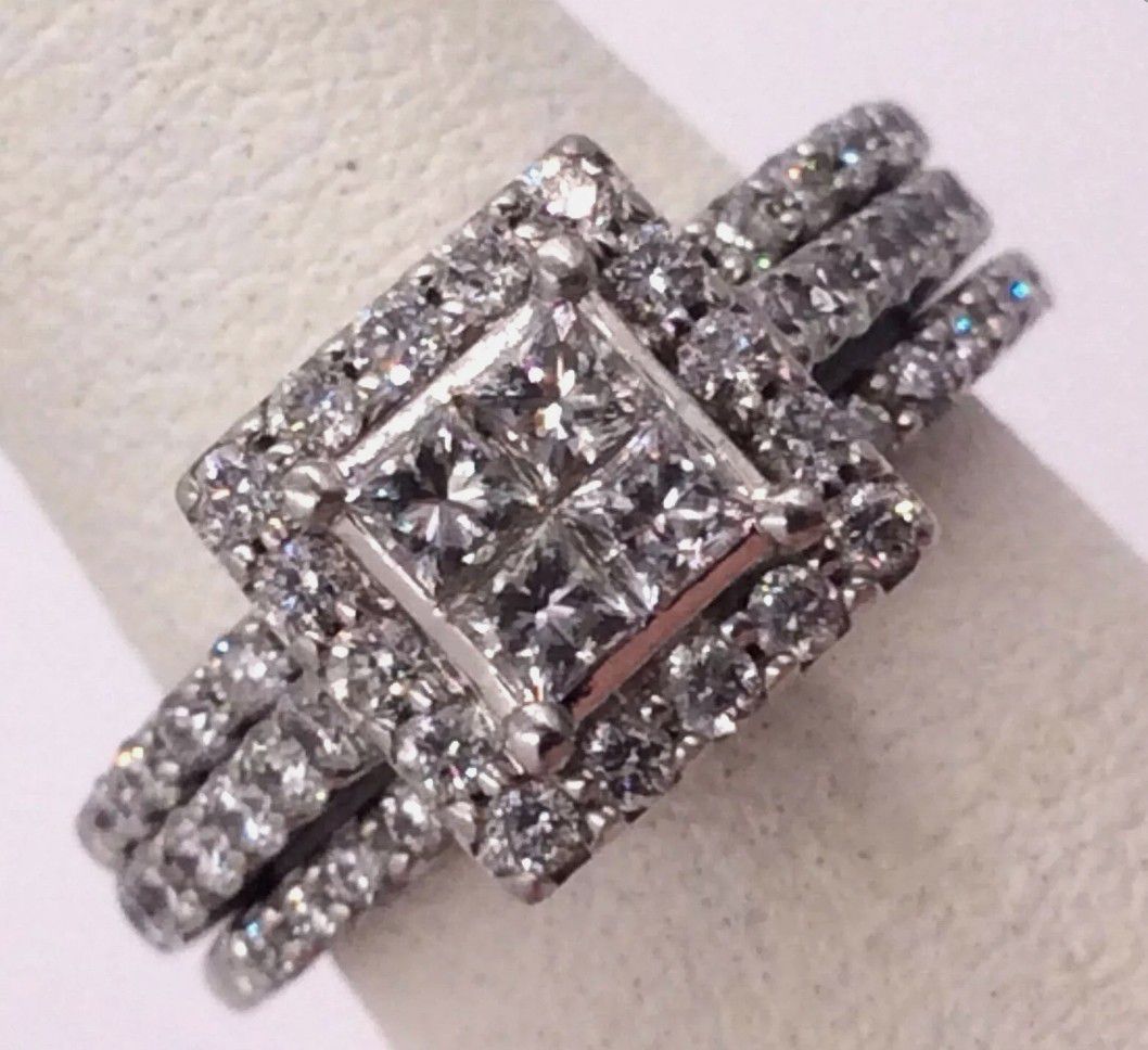 14k White Gold 1.75 carat Diamond Halo Illusion Engagement Wedding Band Set