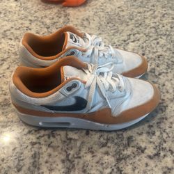 Nike Air Max Orange And White Men’s Size 10,5