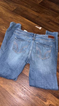Hollister size 13
