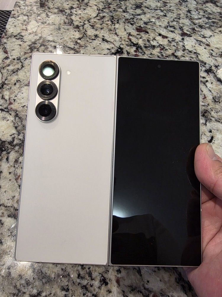 Samsung Galaxy Z Fold 6 (256gb) White