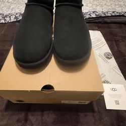 New Black UGG Classic Ultra Mini Size 11