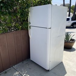 Used Refrigerator $65