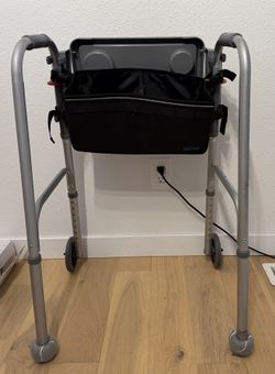 Walker. READ DESCRIPTION!!!!