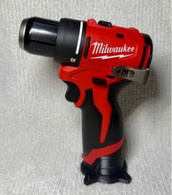 Milwaukee M12 12V Subcompact Brushless 3/8” Cordless Drill/Driver, Model 3401-20.