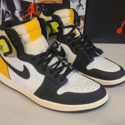 Authenticity Guarantee Jordan 1 Retro High OG Volt Men's Size 10.5 